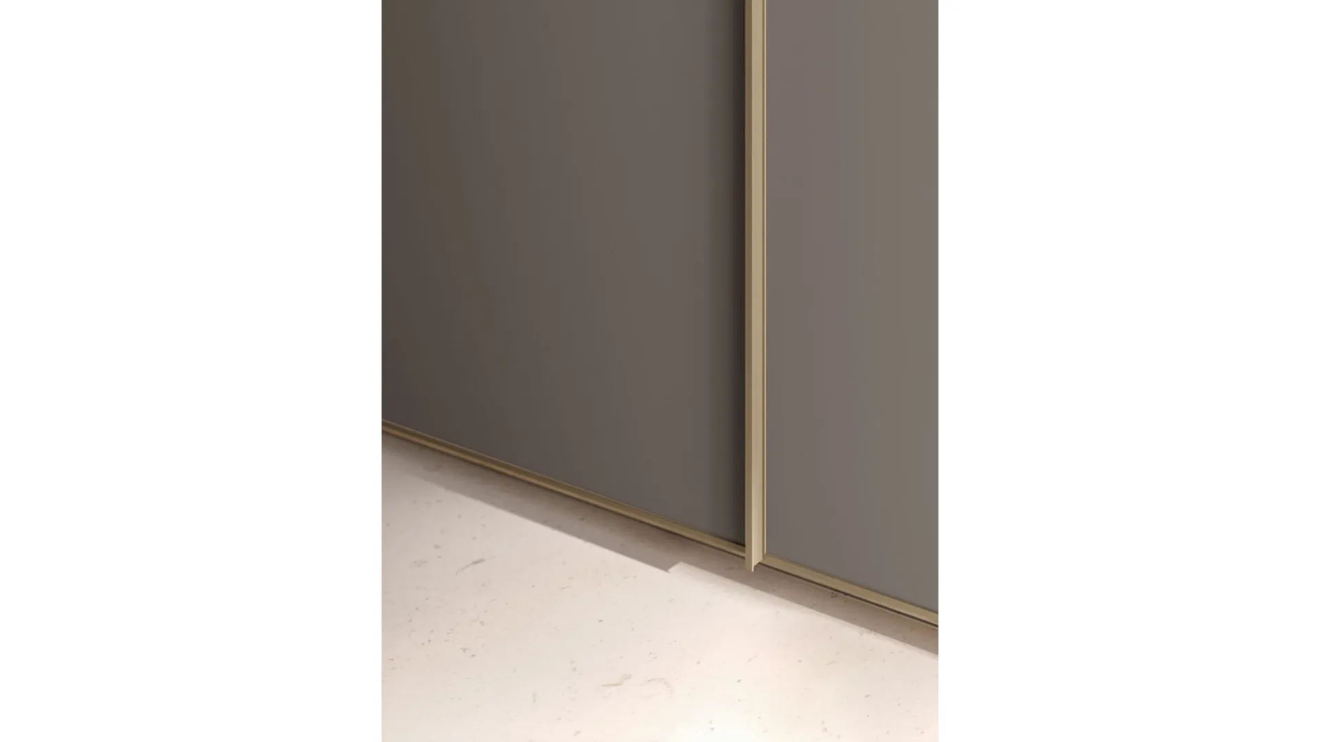 Hinged wardrobe in Oak veneer, doors in matte Anthracite lacquered with metal lacquered profile.