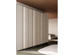 Wardrobe with Taupe melamine doors and vertical marble melamine strip.