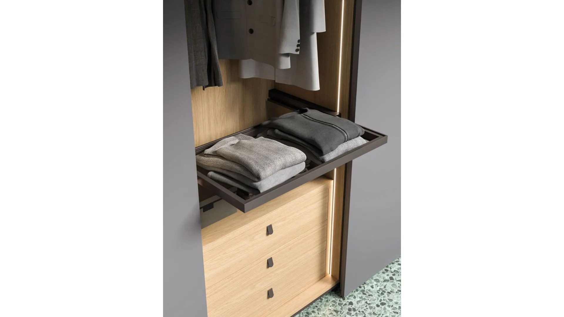 Sliding wardrobe with door and dedicated handle. Interior in Oak, doors and handles in Basalt lacquer.