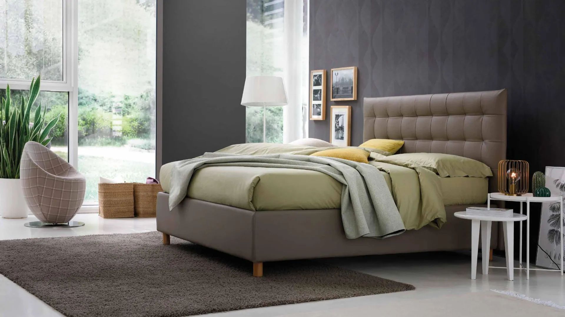 Giulia double bed with storage box