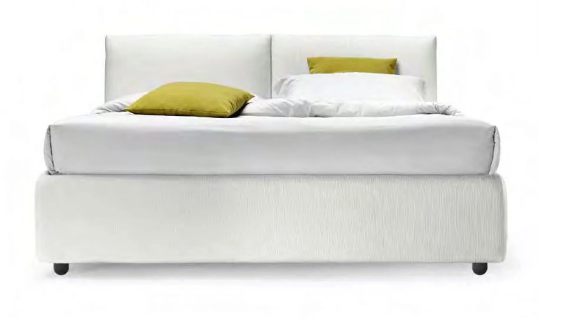 Double bed Bridge with comfortable padded headboard