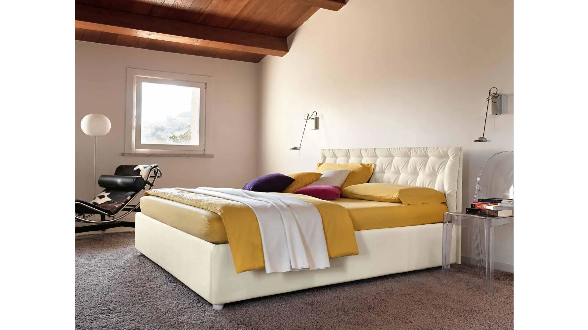 Double bed with upholstered headboard and quilted Smart cushion with storage box.