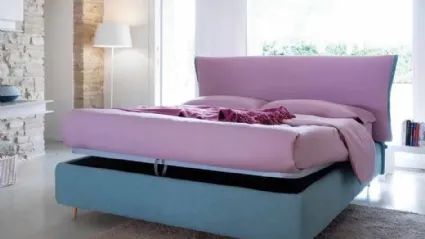 Double bed Seven with storage container.