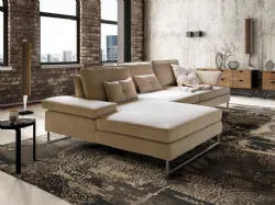 Luis corner sofa in fabric with adjustable cushions.