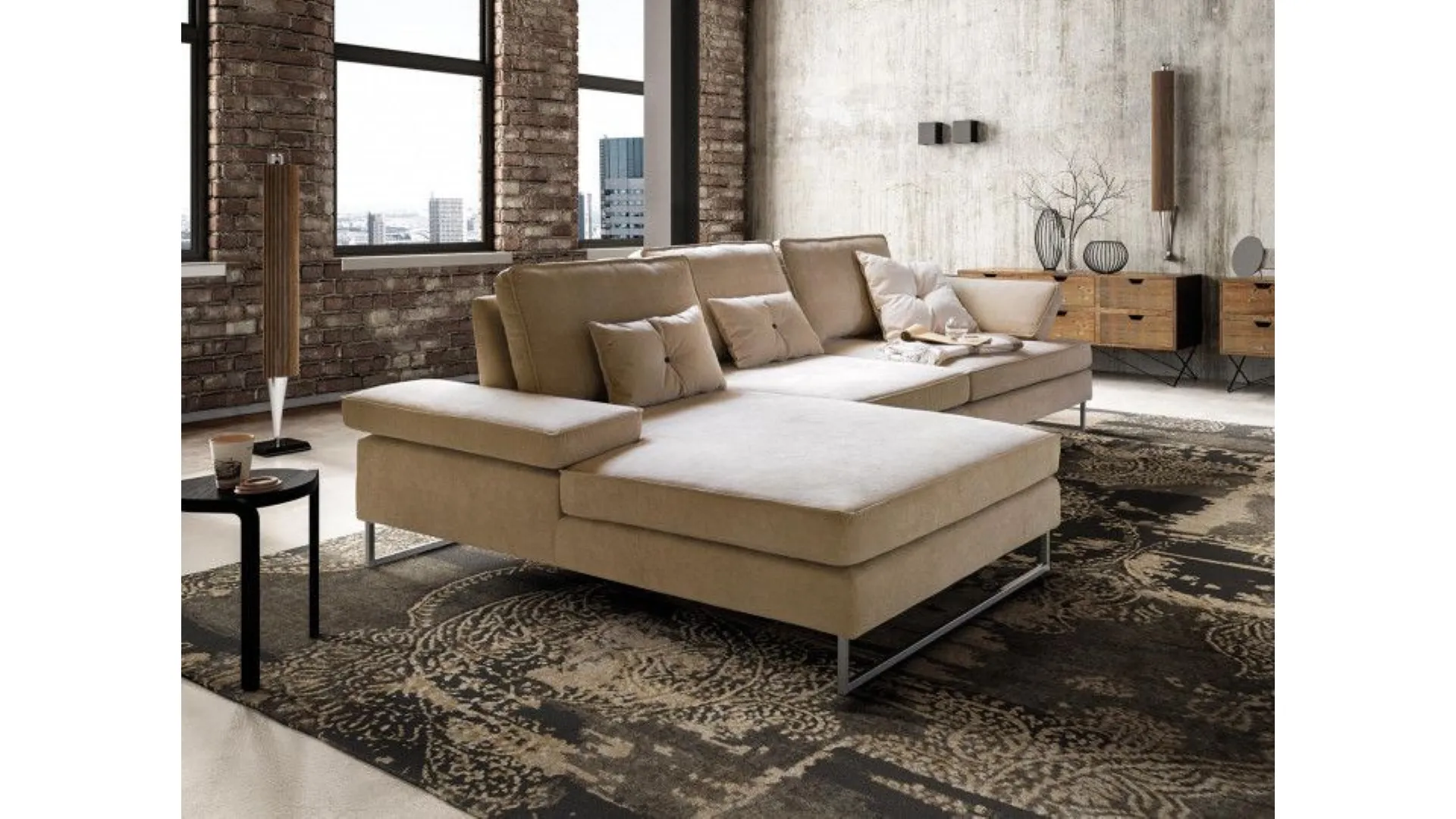 Luis corner sofa in fabric with adjustable cushions.