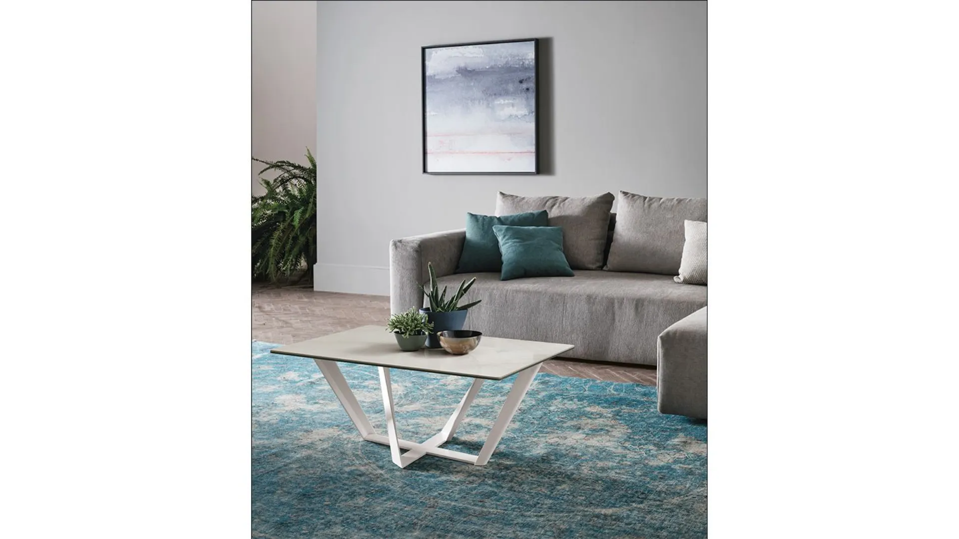 Priamo model coffee table.